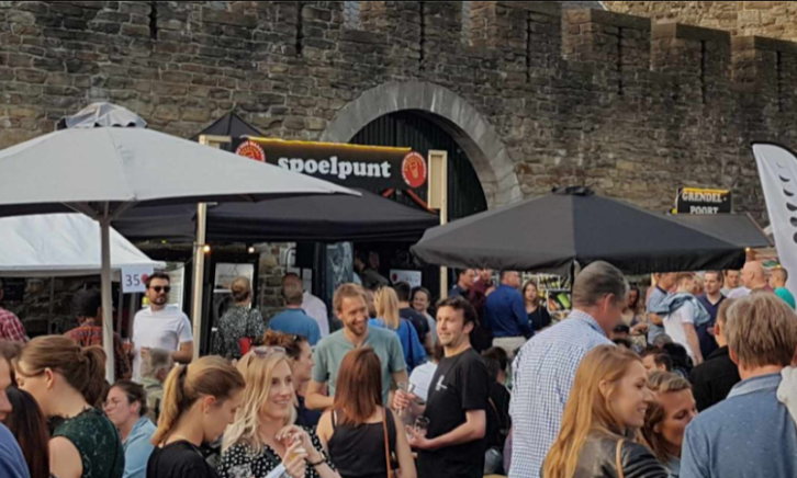 Gezelligheid tijdens 24 uurs van maastricht